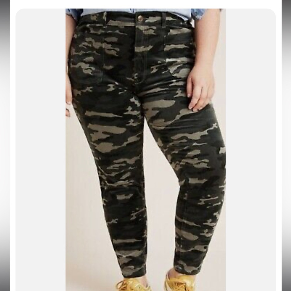 Anthropologie Pilcro & the Letterpress High Rise Camo Velvet Skinny Pants